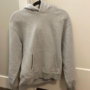 TNA aritzia perfect hoodie! Size medium